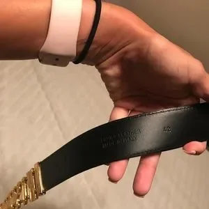 Moschino belt great condition gold and black NWT Authentic Moschino Ladies Black Leather Silver Logo Belt  main image 4
